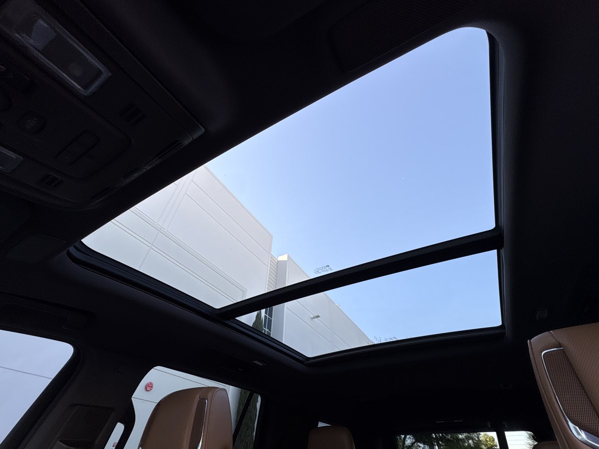 Photo 29 of this Cadillac Escalade