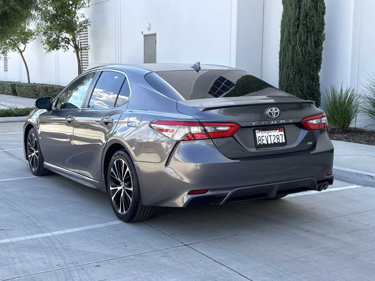 Photo 5 of this Toyota Camry