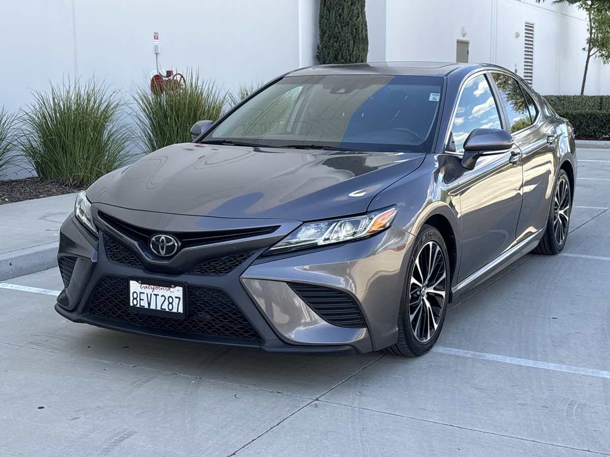 Photo 7 of this Toyota Camry