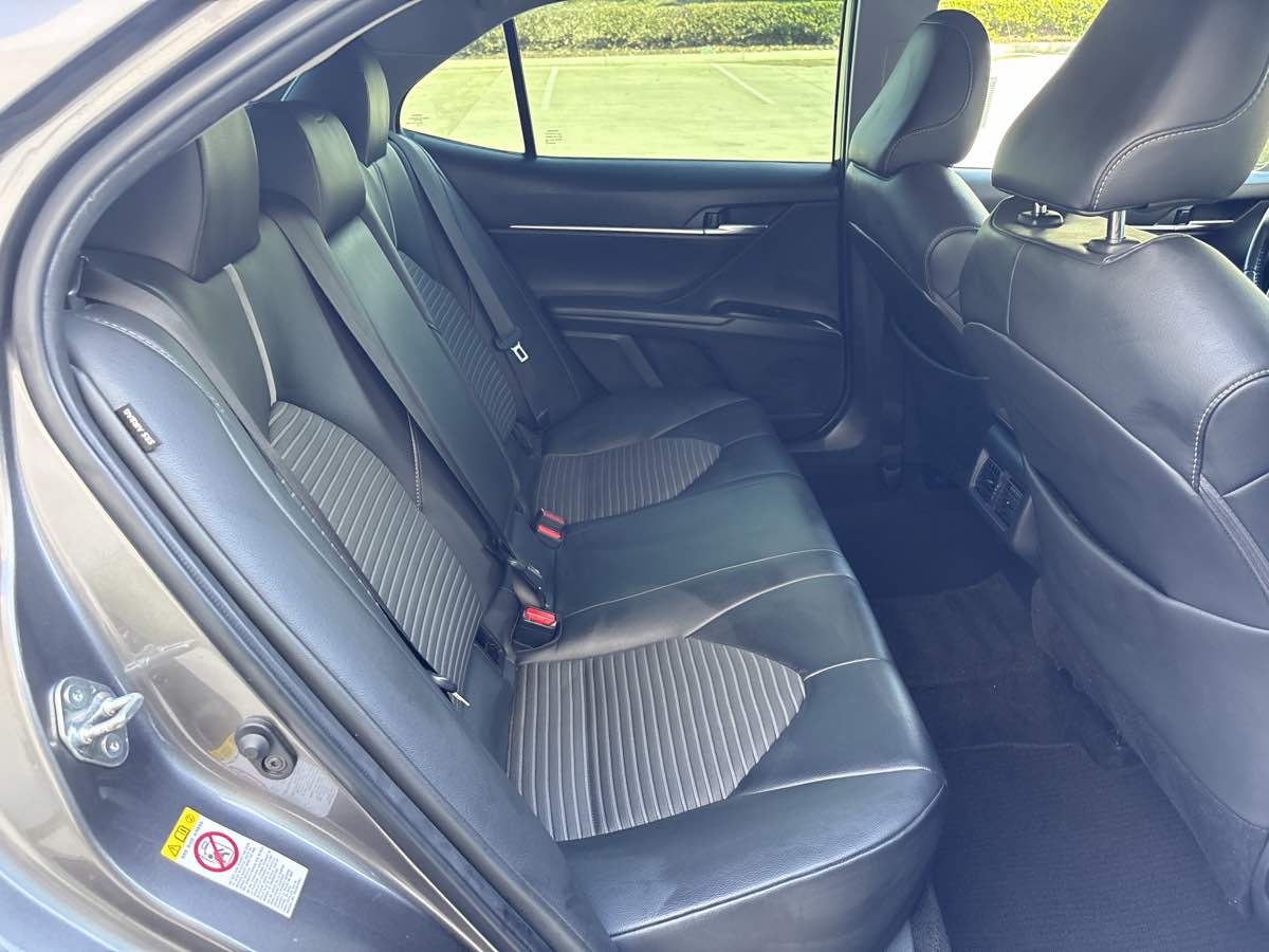 Photo 14 of this Toyota Camry