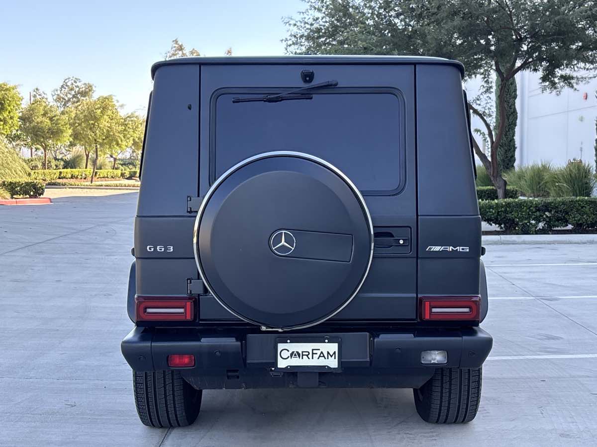 Photo 4 of this Mercedes-Benz G 63