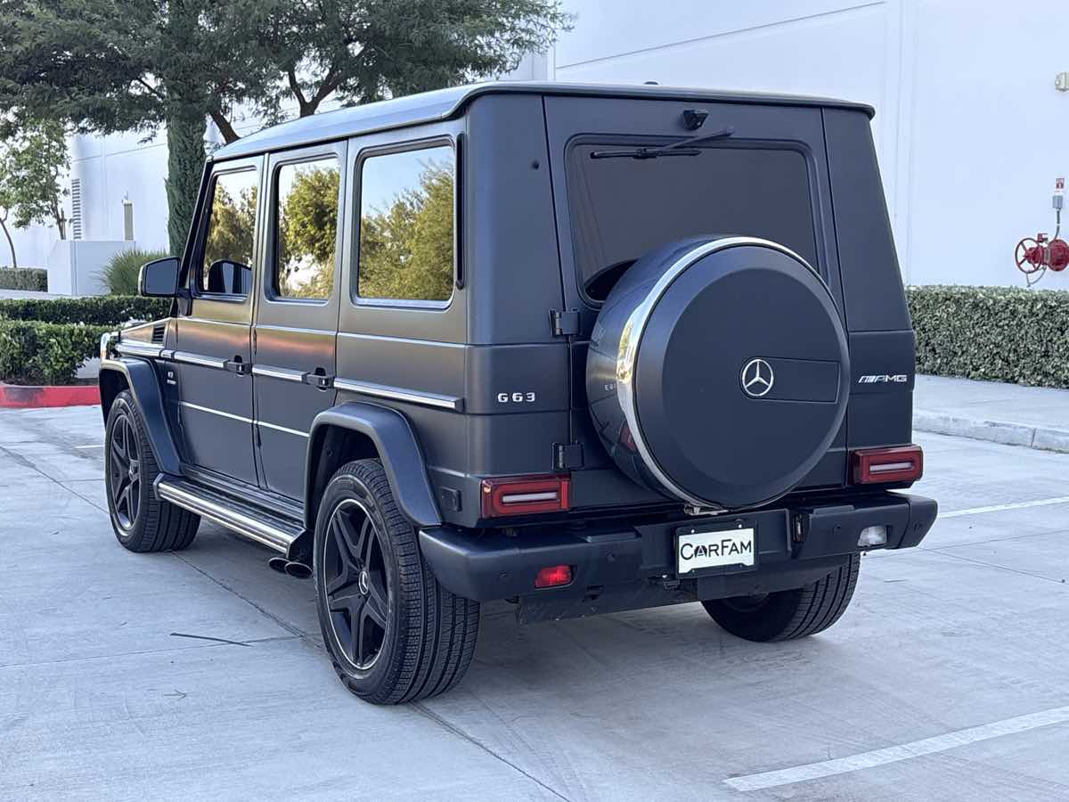 Photo 5 of this Mercedes-Benz G 63