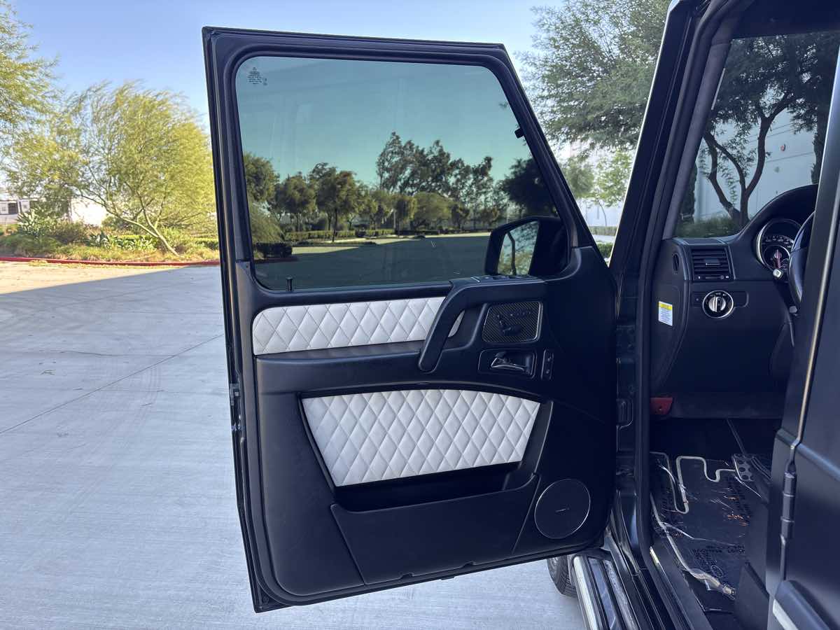 Photo 18 of this Mercedes-Benz G 63
