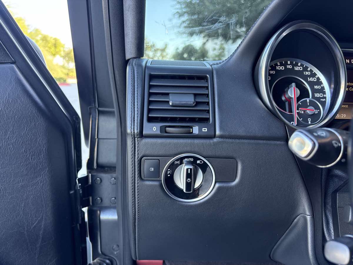 Photo 20 of this Mercedes-Benz G 63