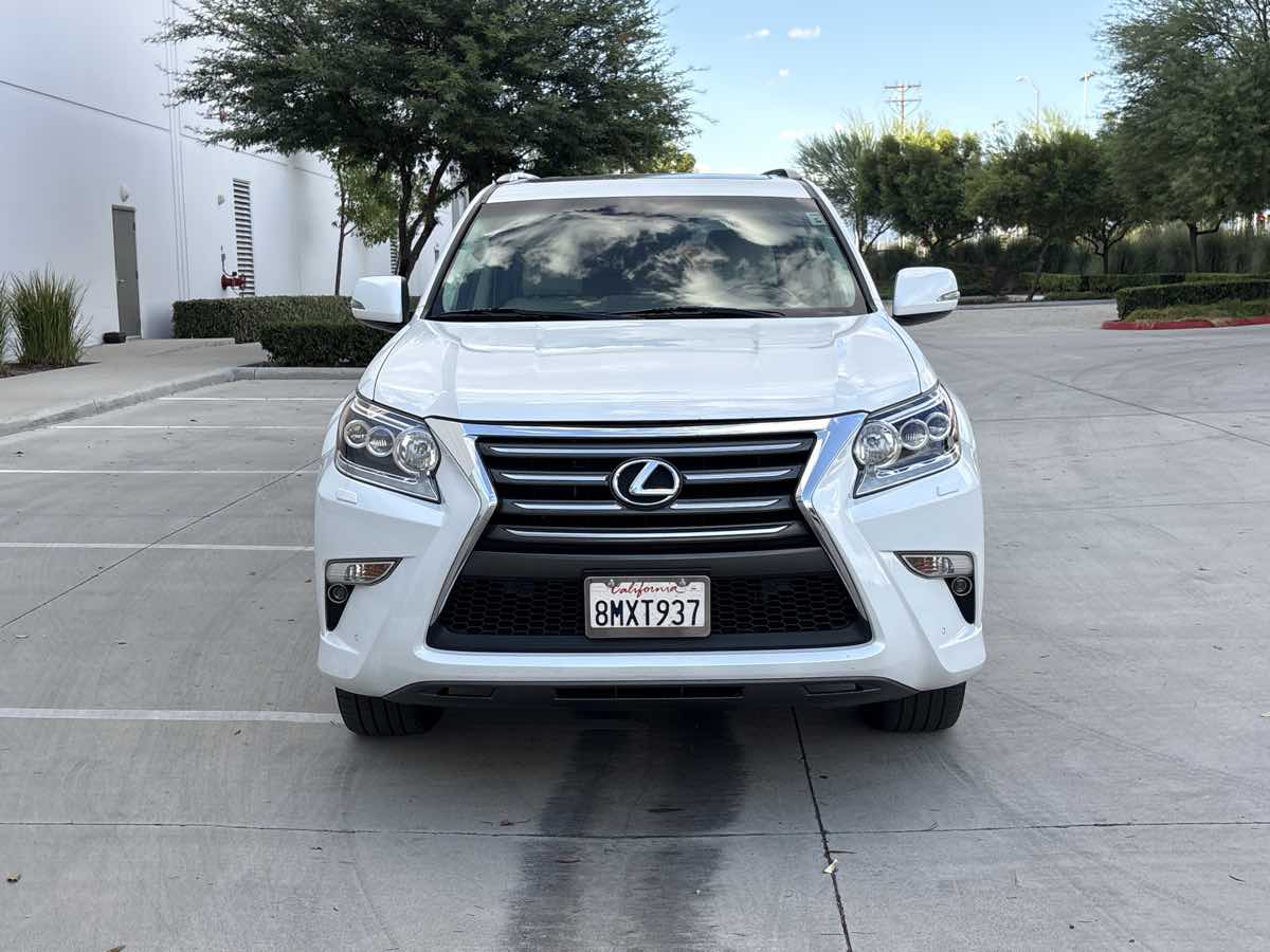 Photo 8 of this Lexus GX 460