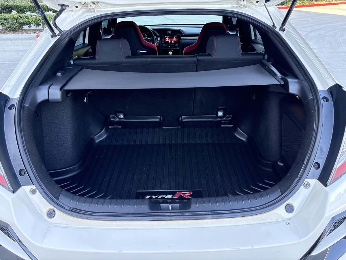 Photo 11 of this Honda Civic Type R