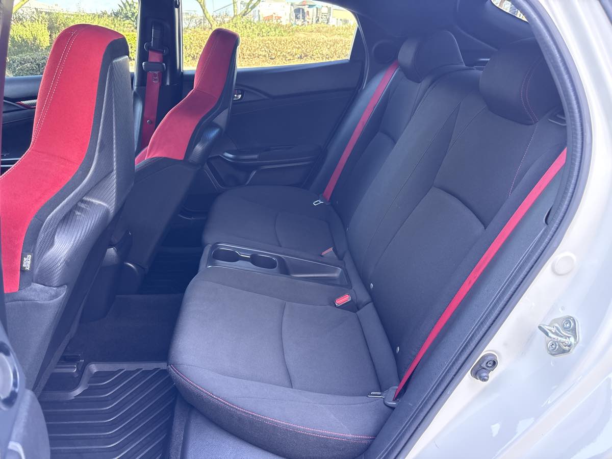 Photo 13 of this Honda Civic Type R