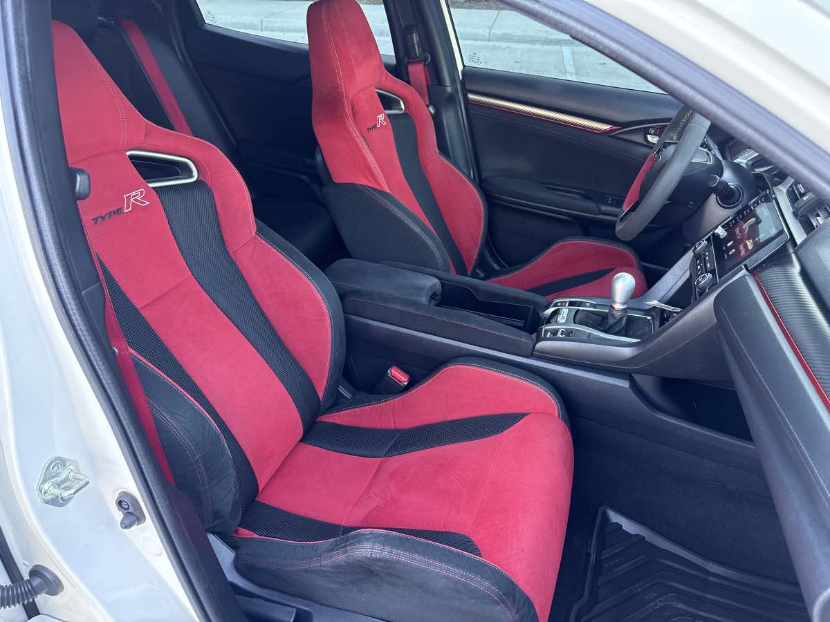 Photo 17 of this Honda Civic Type R