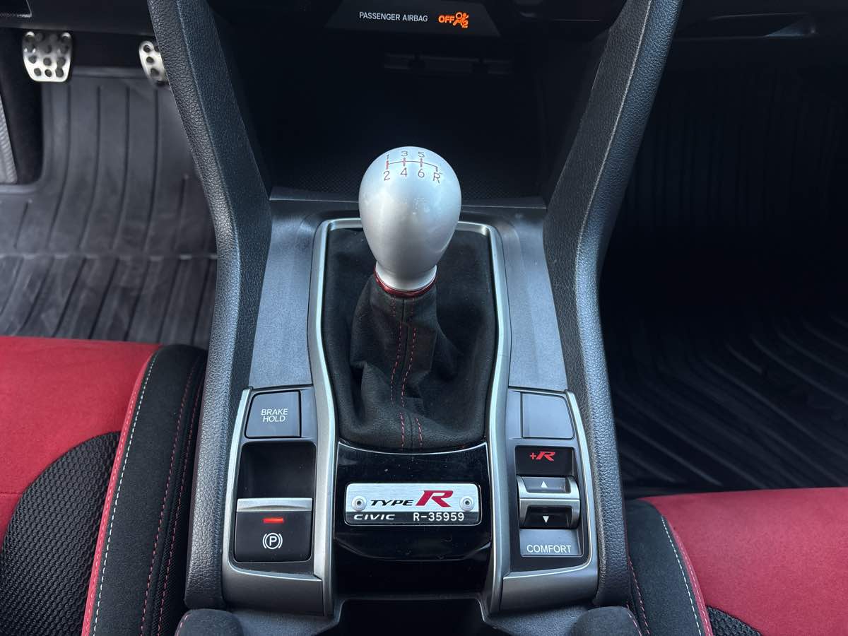 Photo 25 of this Honda Civic Type R