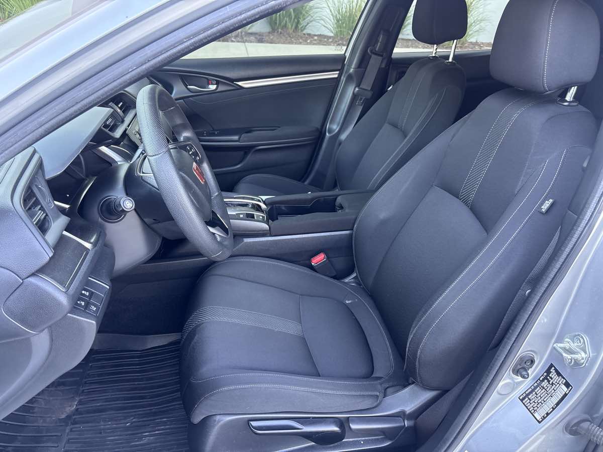 Photo 15 of this Honda Civic Hatchback