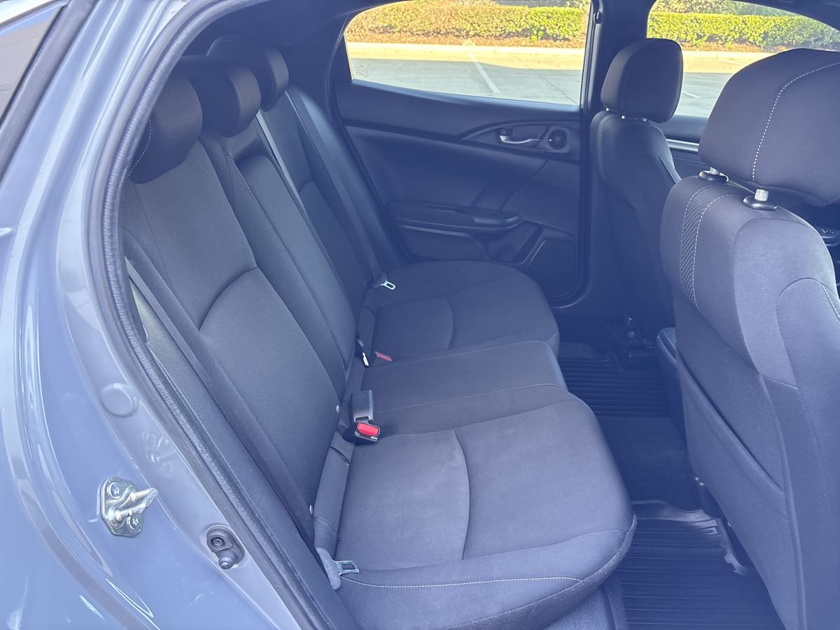 Photo 13 of this Honda Civic Hatchback