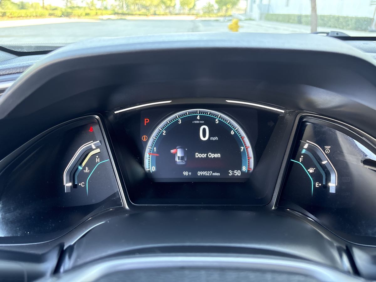 Photo 20 of this Honda Civic Hatchback