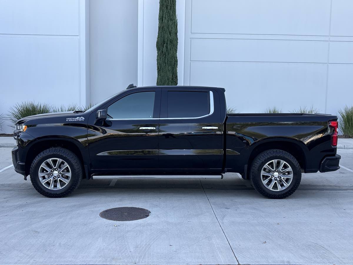 Photo 6 of this Chevrolet Silverado 1500