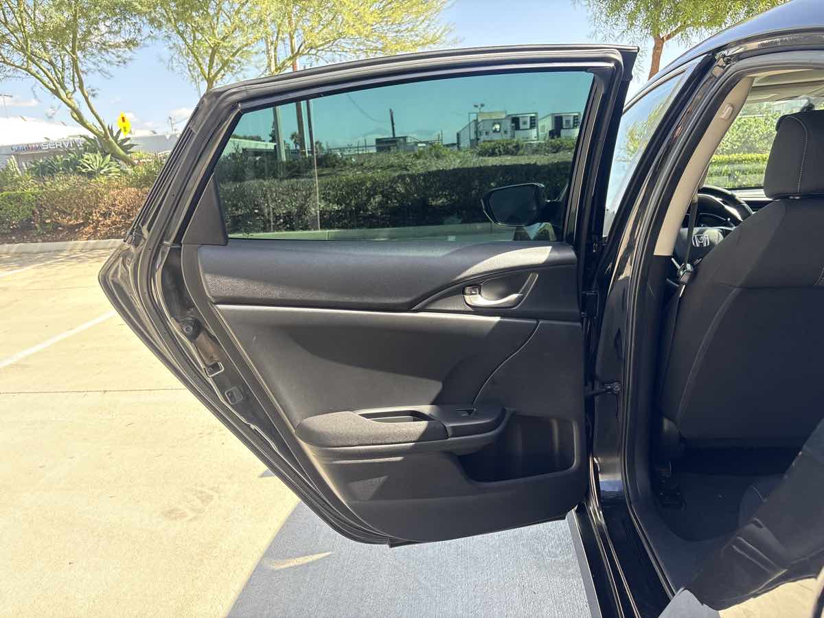Photo 11 of this Honda Civic Sedan