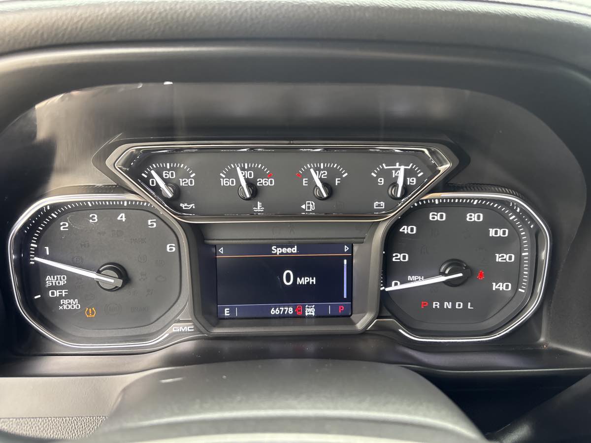 Photo 23 of this GMC Sierra 1500