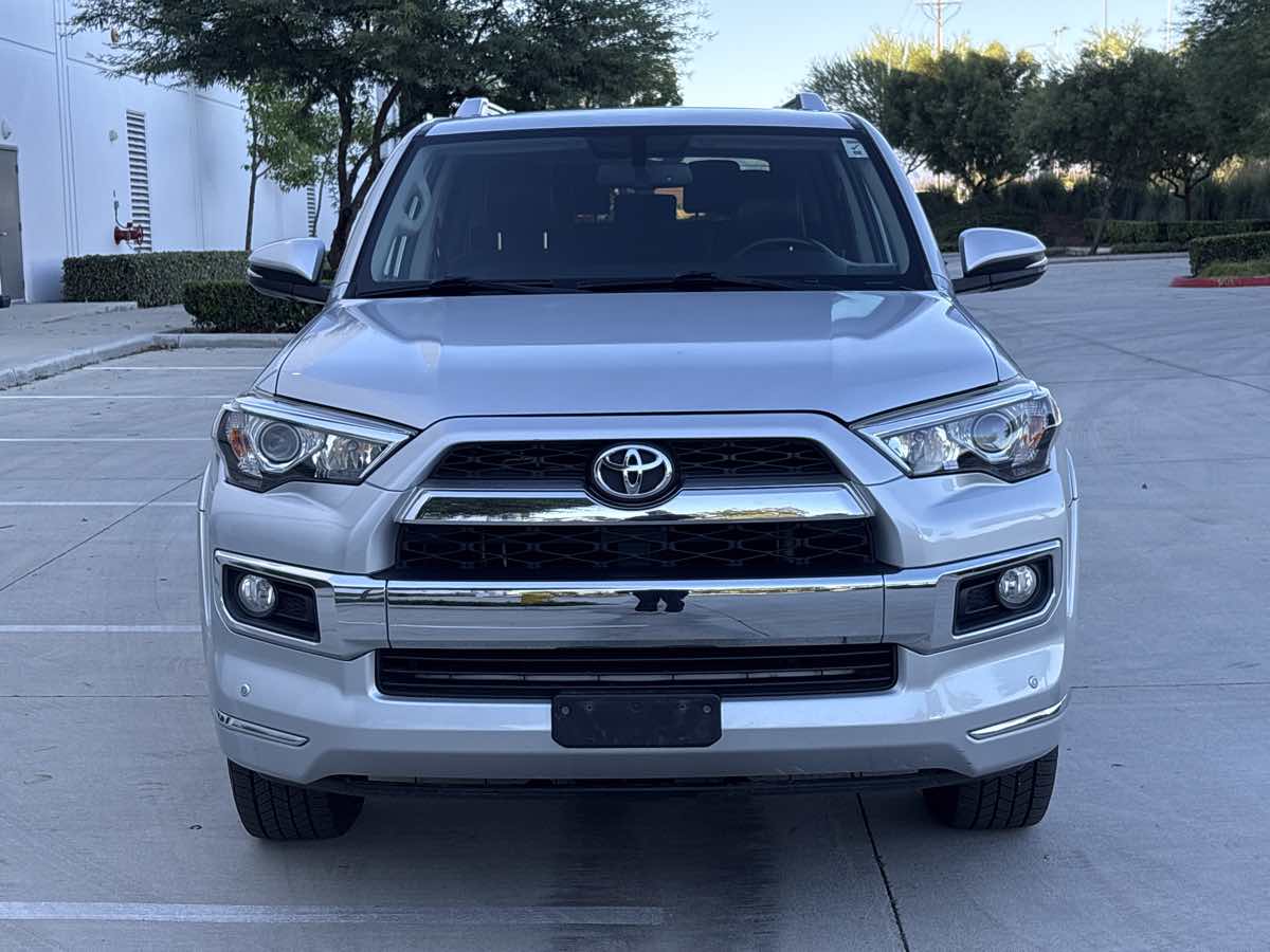 Photo 8 of this Toyota 4Runner