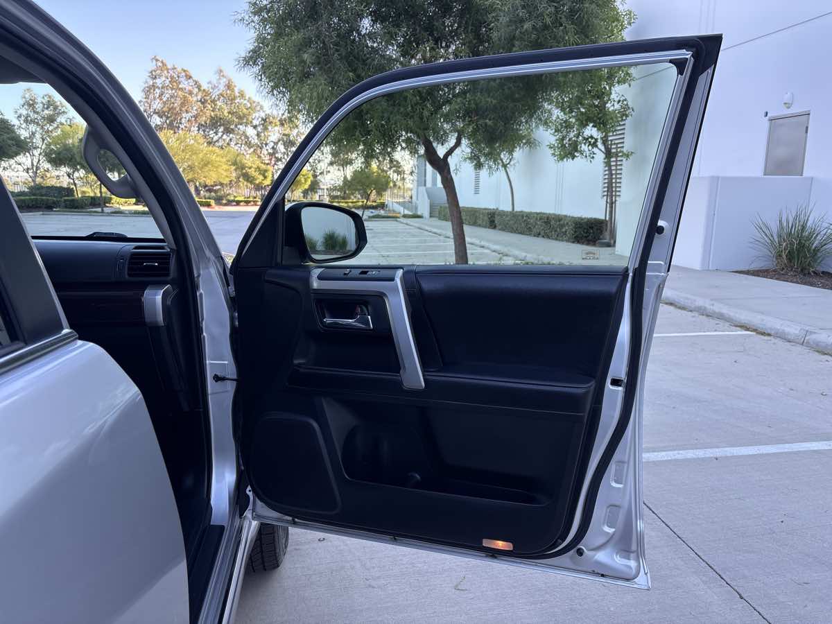 Photo 15 of this Toyota 4Runner