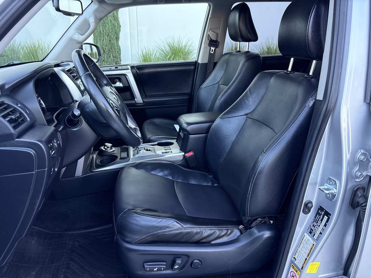 Photo 19 of this Toyota 4Runner