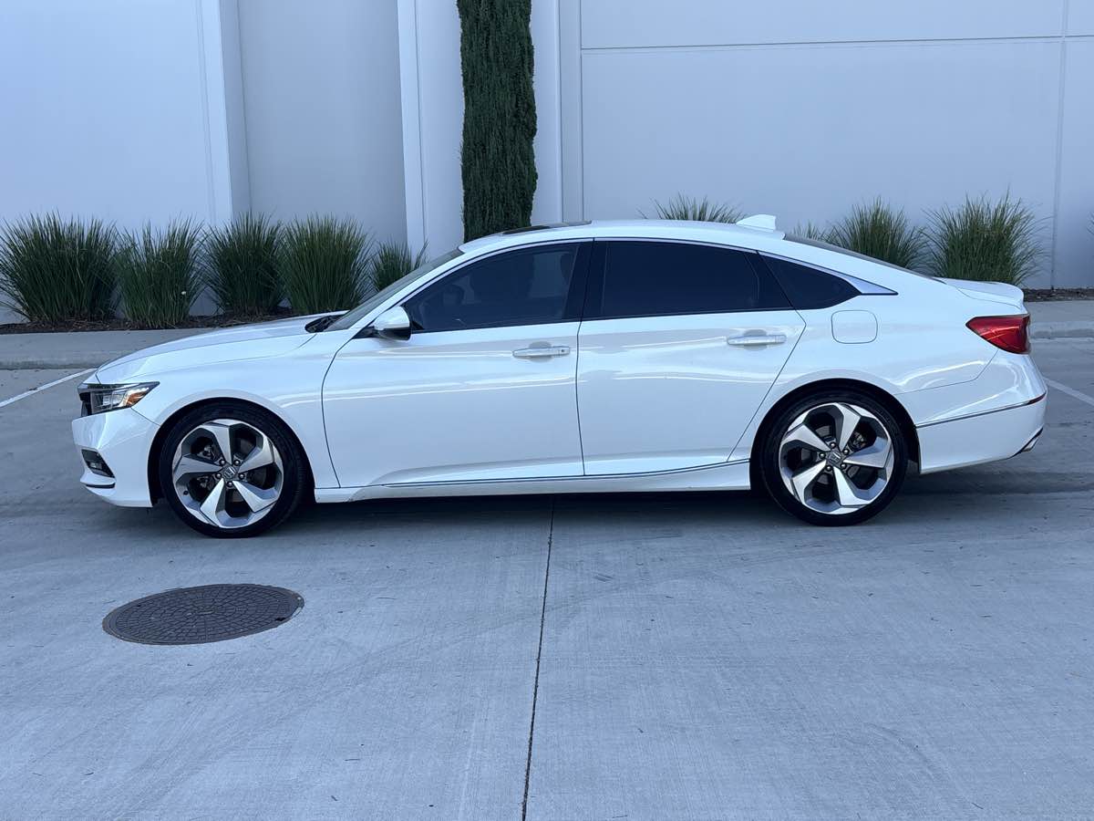 Photo 6 of this Honda Accord Sedan