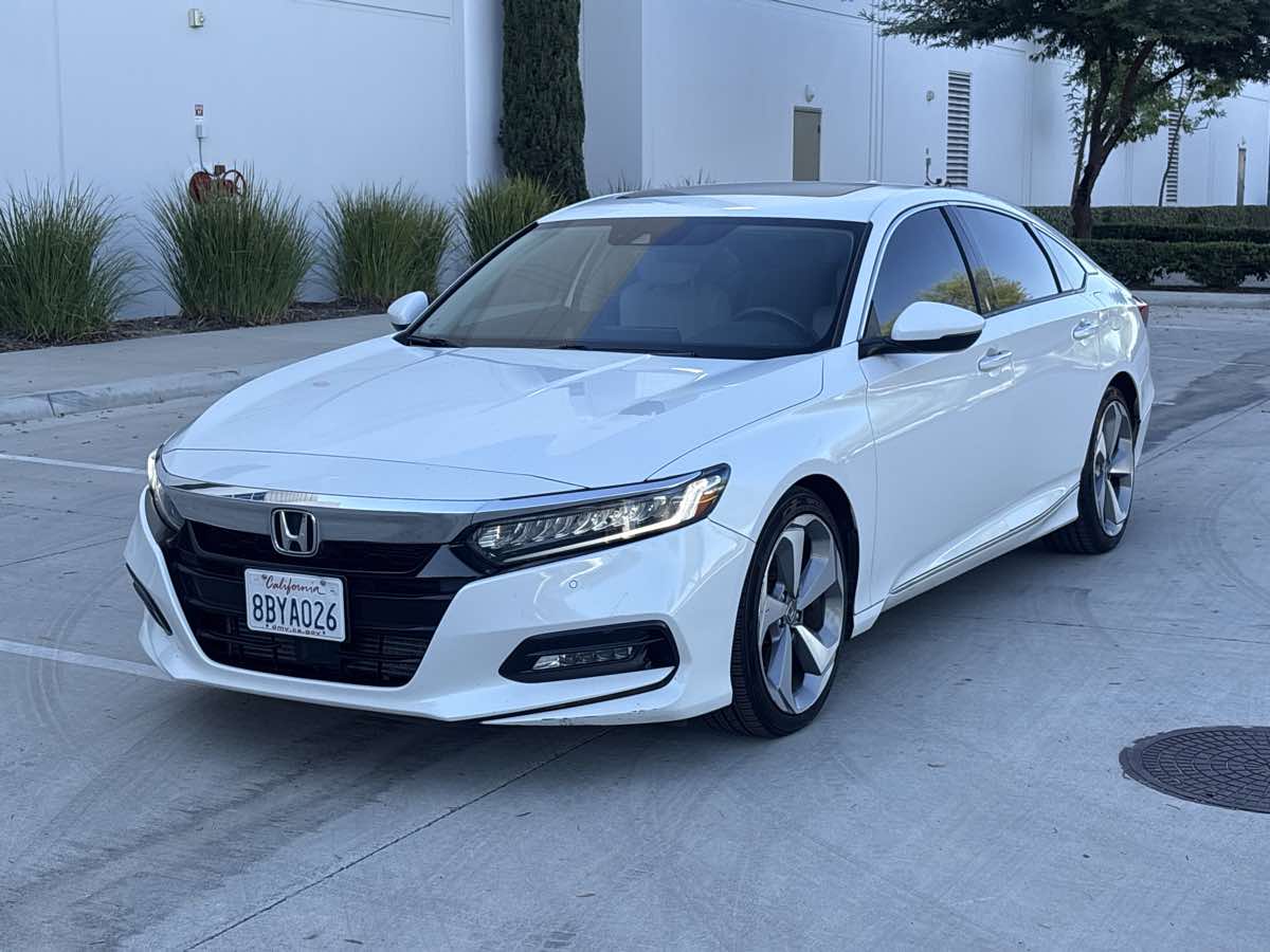 Photo 7 of this Honda Accord Sedan