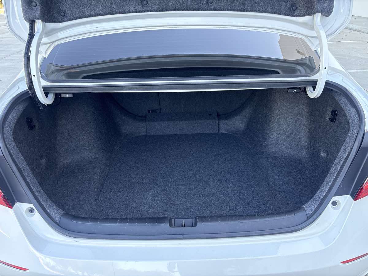 Photo 9 of this Honda Accord Sedan