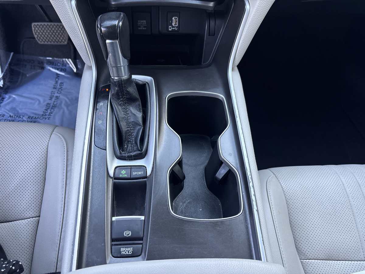 Photo 24 of this Honda Accord Sedan