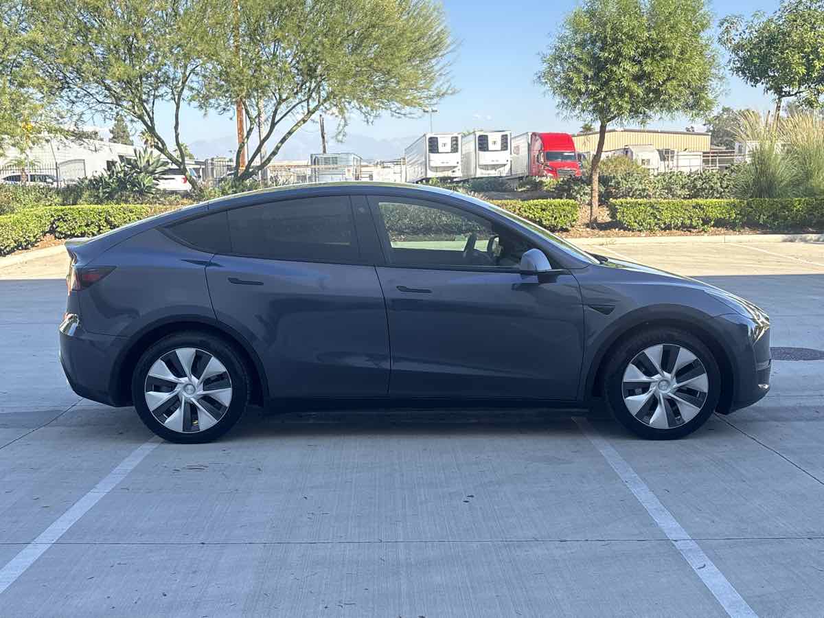Photo 2 of this Tesla Model Y