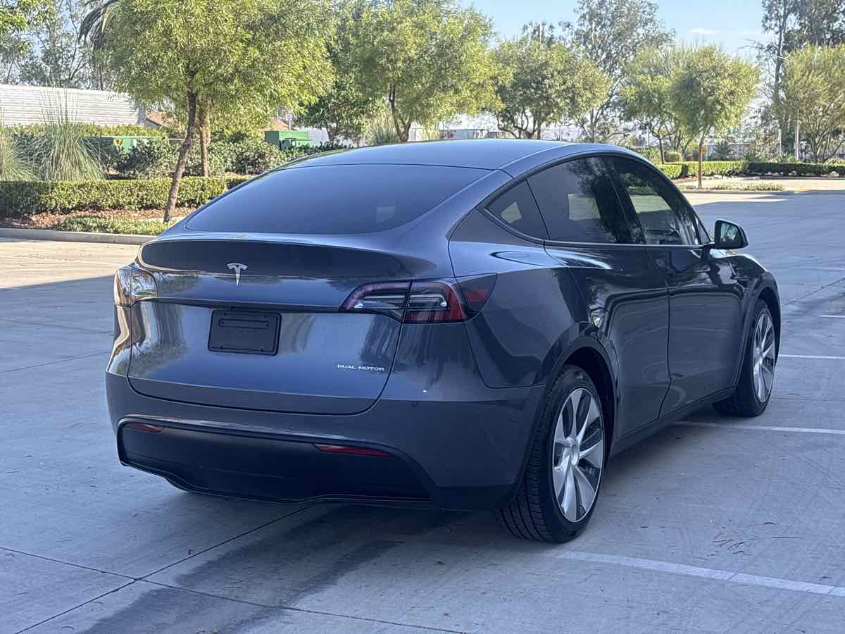 Photo 3 of this Tesla Model Y