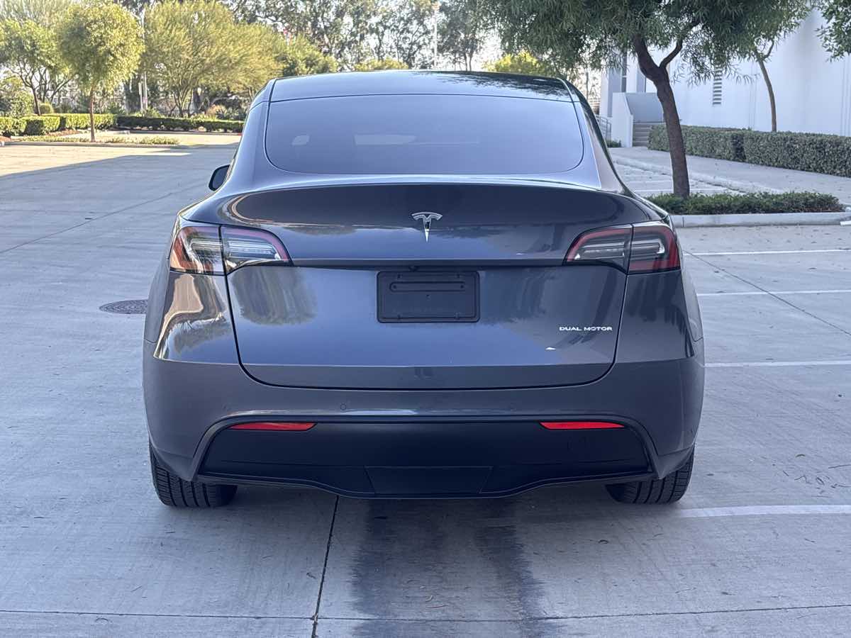 Photo 4 of this Tesla Model Y