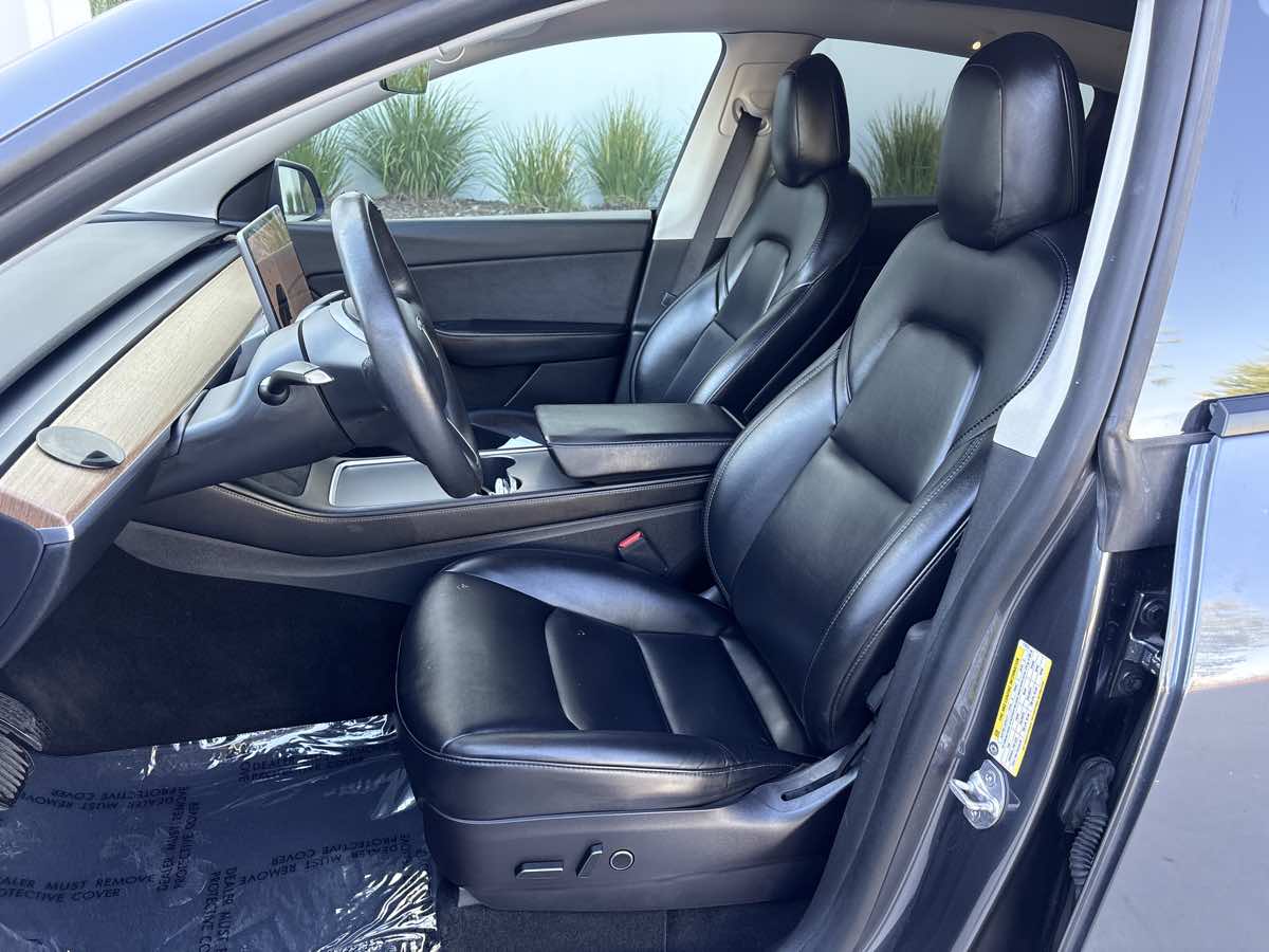 Photo 18 of this Tesla Model Y