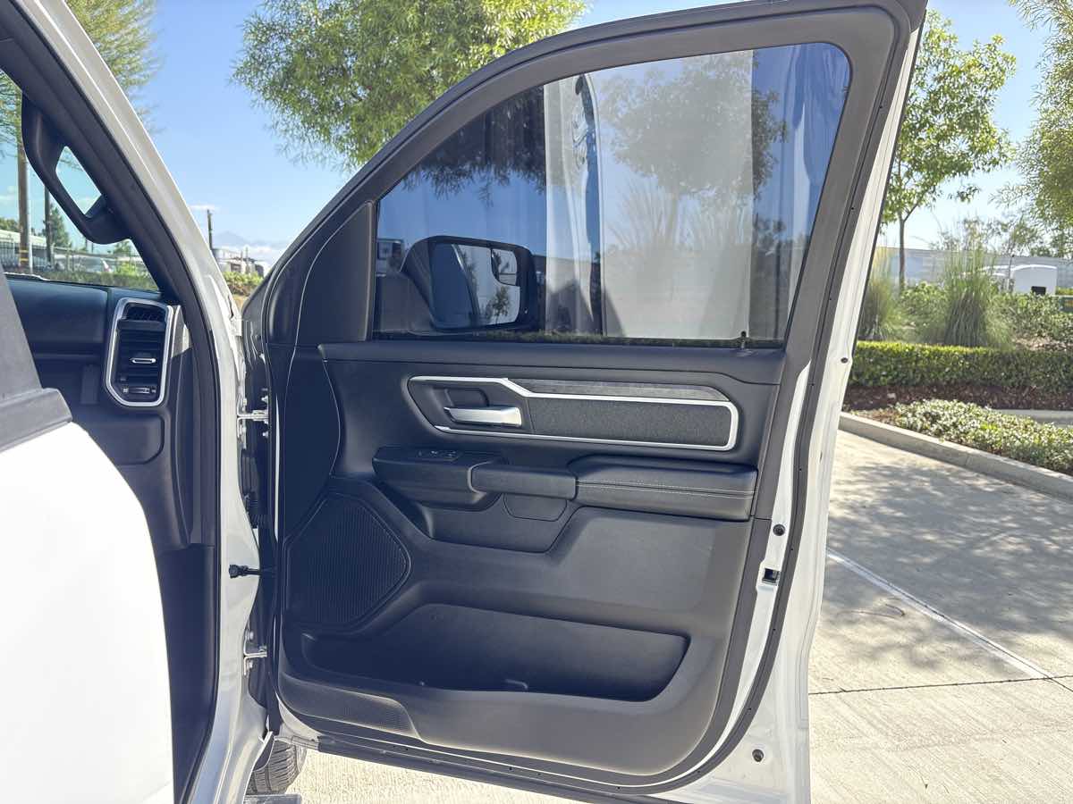 Photo 15 of this Ram 1500