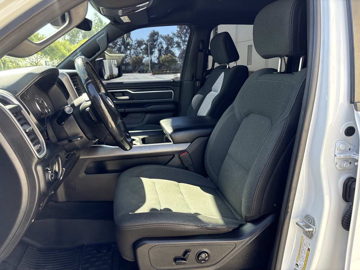 Photo 19 of this Ram 1500