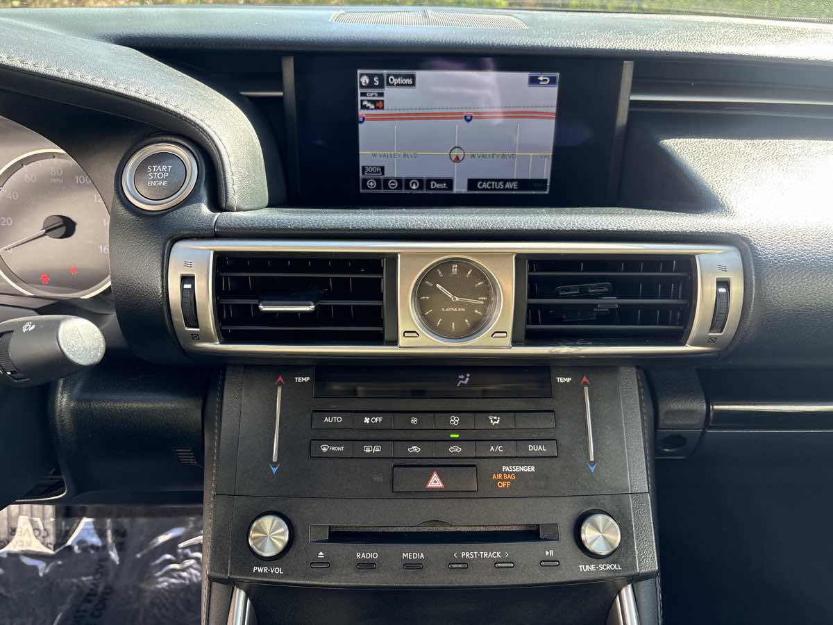 Photo 22 of this Lexus IS 250