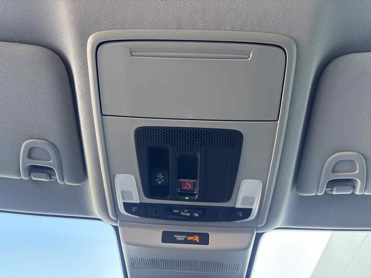 Photo 25 of this Honda Accord Hybrid