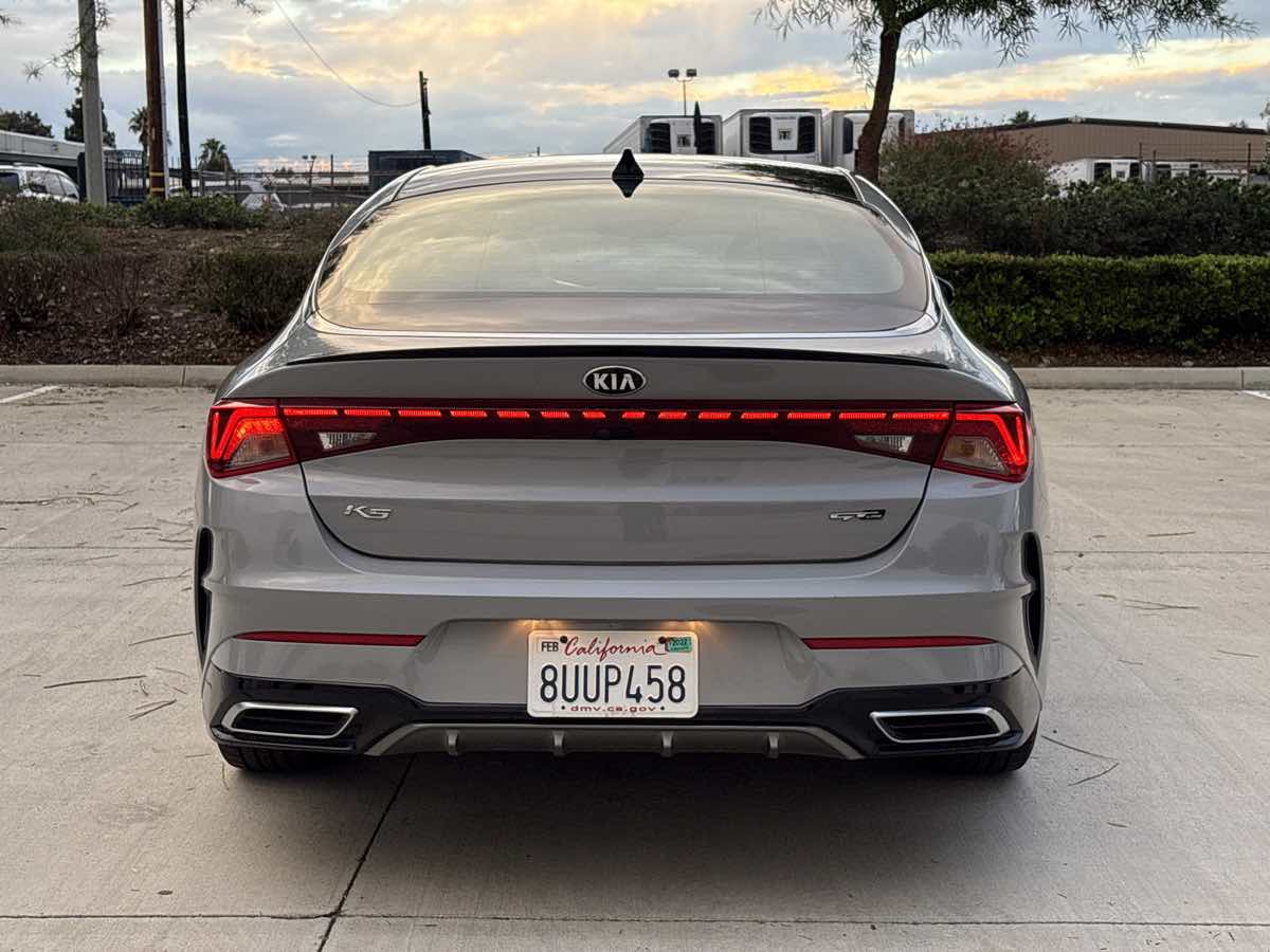 Photo 4 of this Kia K5