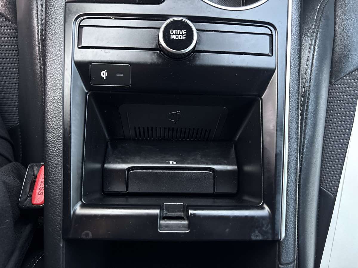 Photo 26 of this Kia K5