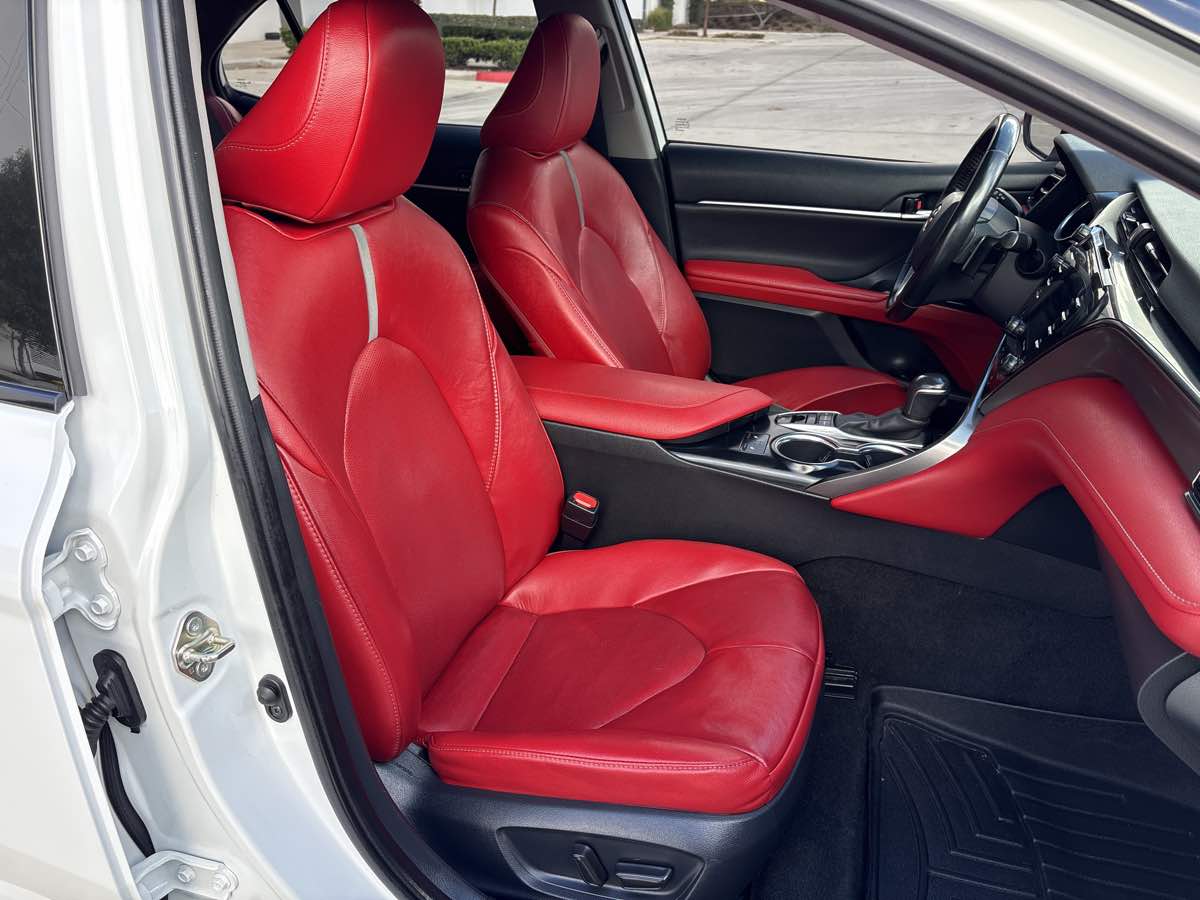 Photo 15 of this Toyota Camry