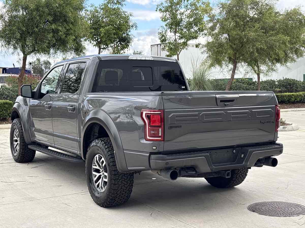 Photo 5 of this Ford F-150