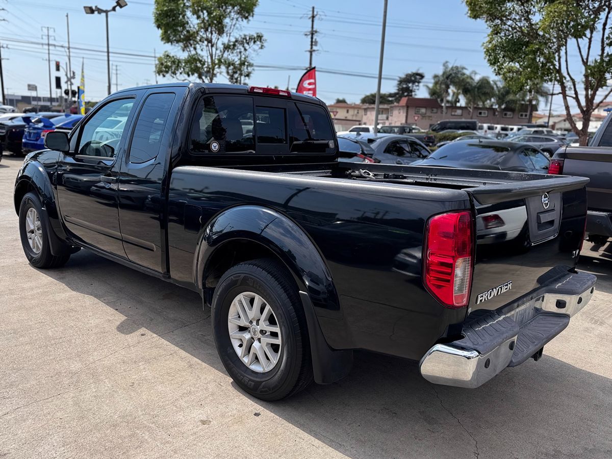 2021 Nissan Frontier SV - Photo 6