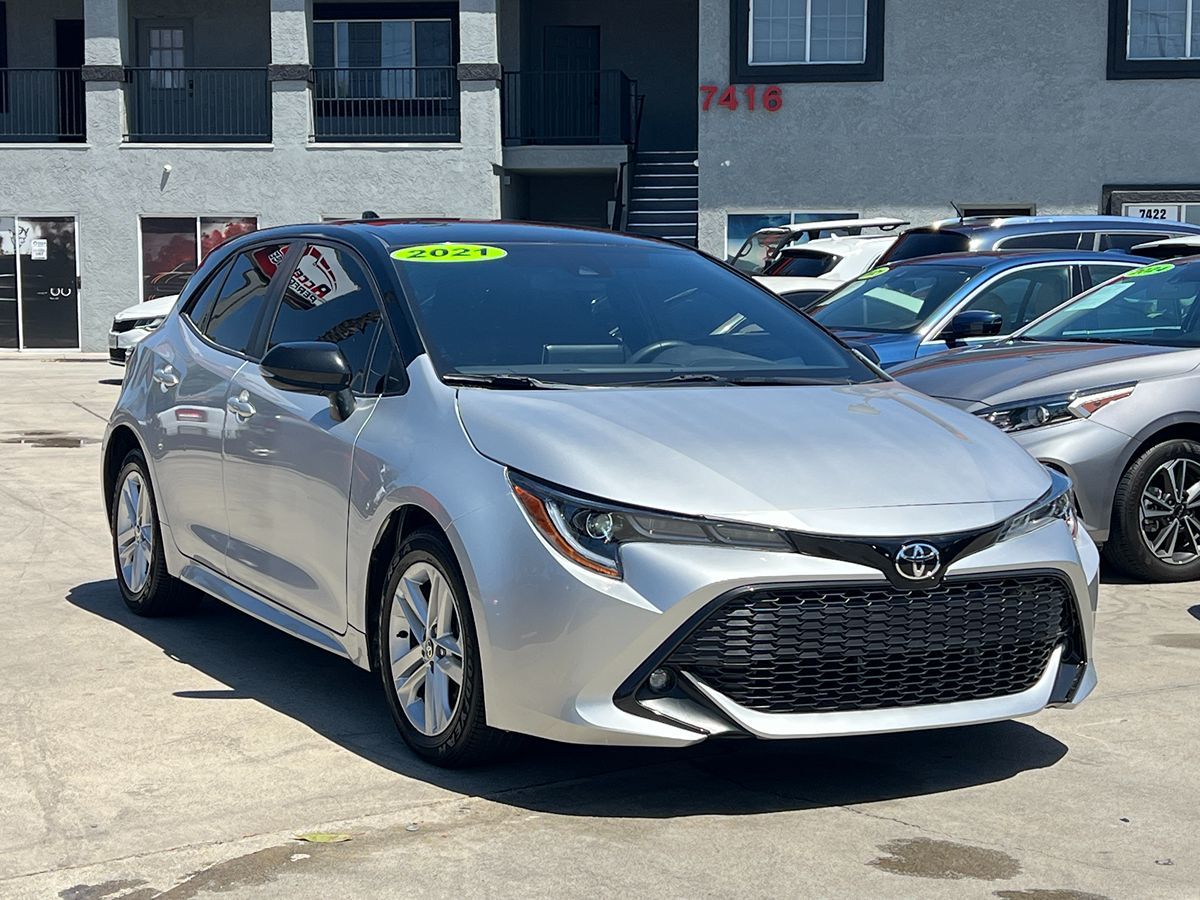 2021 Toyota Corolla Hatchback SE - Photo 3