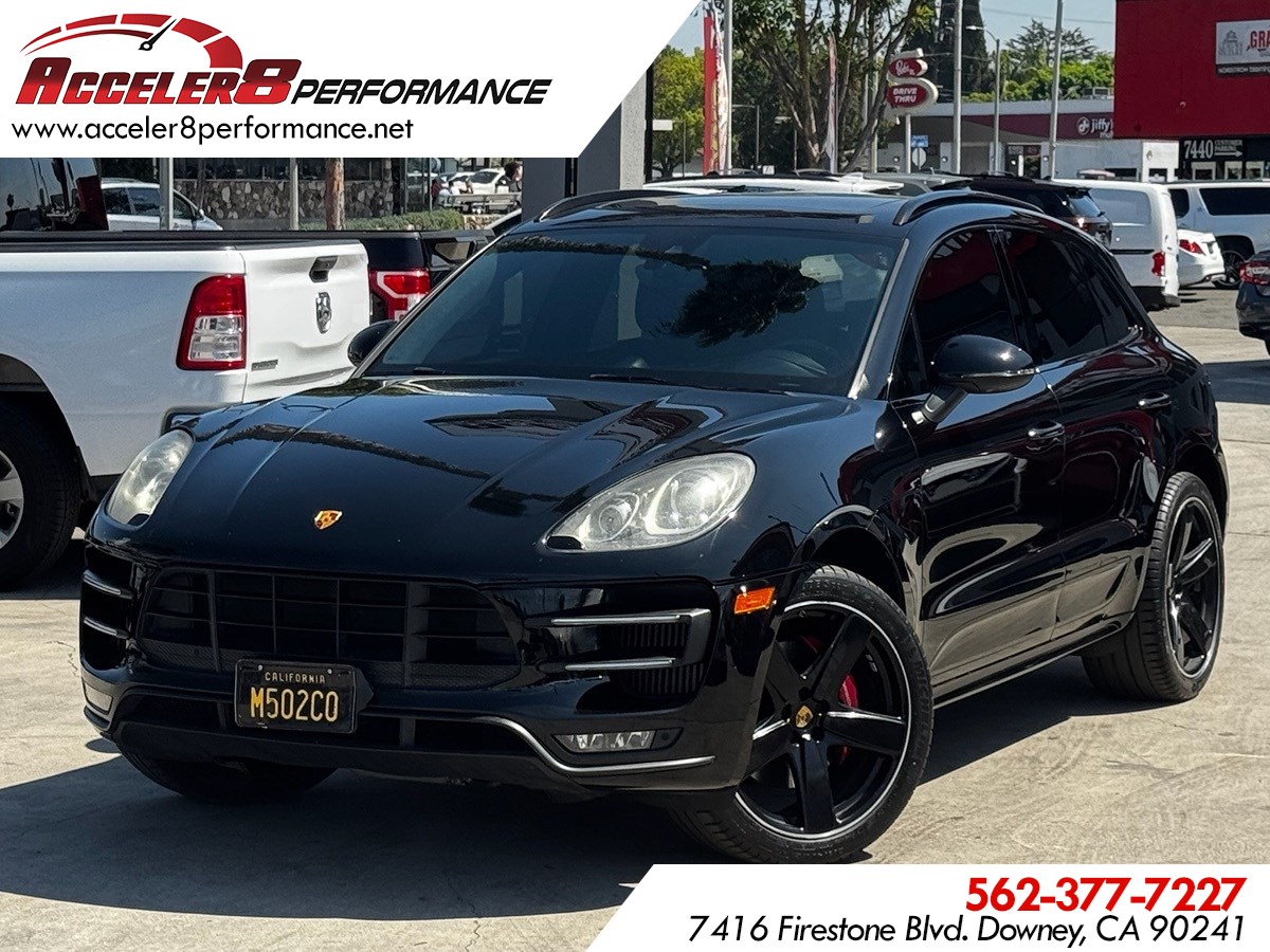 2017 Porsche Macan Turbo's photo