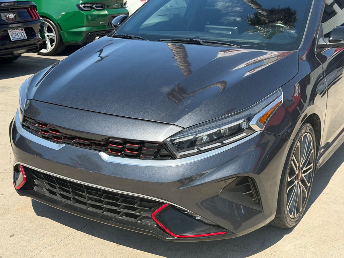 2023 Kia Forte GT - Photo 8