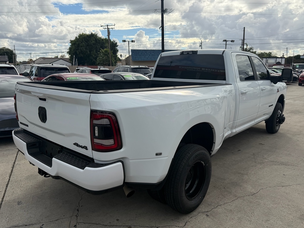 Photo 4 of this Ram 3500