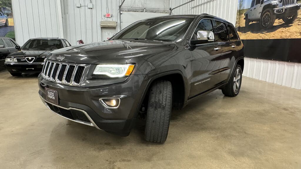 2016 Jeep Grand Cherokee Limited photo 3