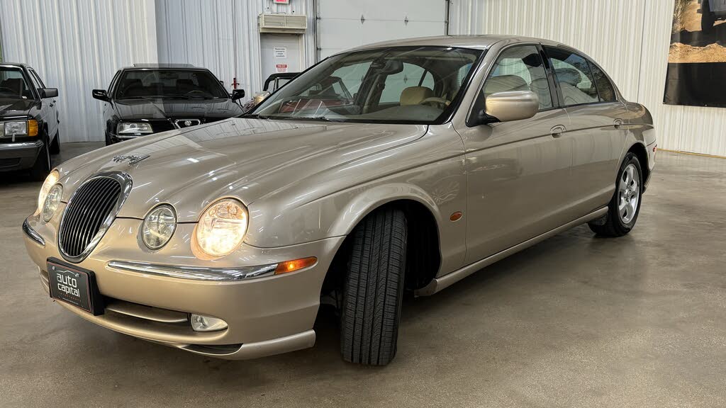 2002 Jaguar S-Type V6 photo 3