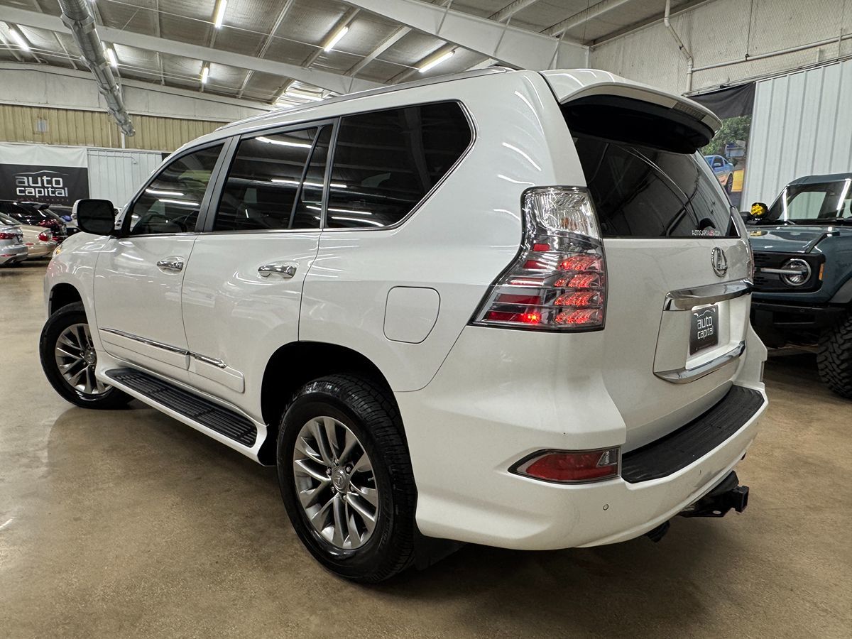 2016 Lexus GX 460 Luxury photo 4