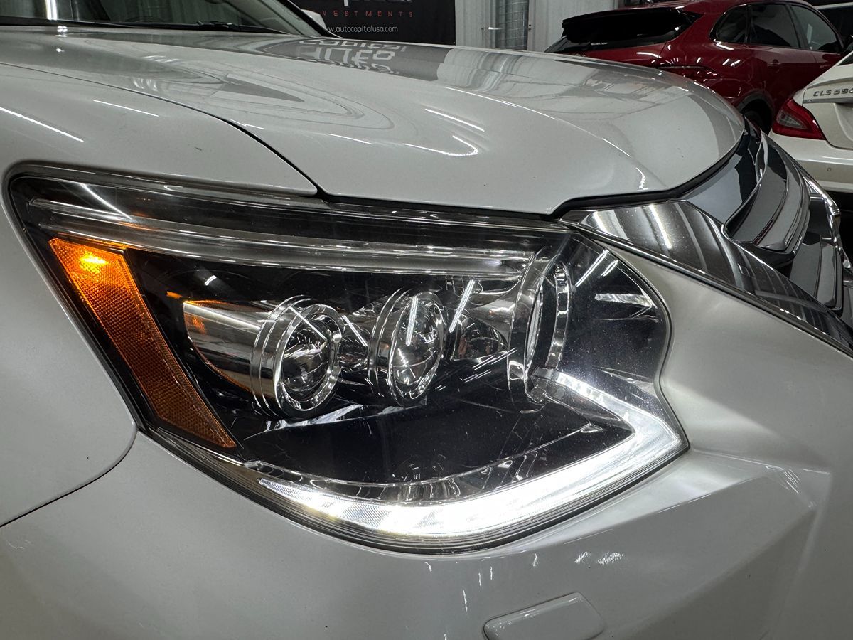 2016 Lexus GX 460 Luxury photo 15