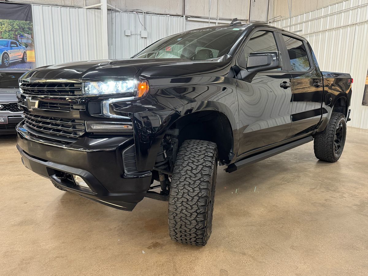 2021 Chevrolet Silverado 1500 RST photo 3