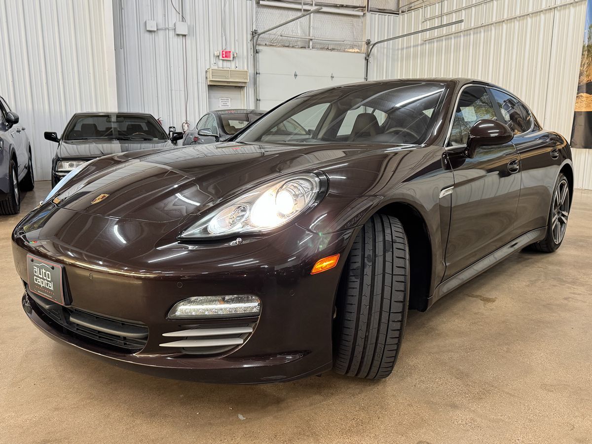 2010 Porsche Panamera S photo 3