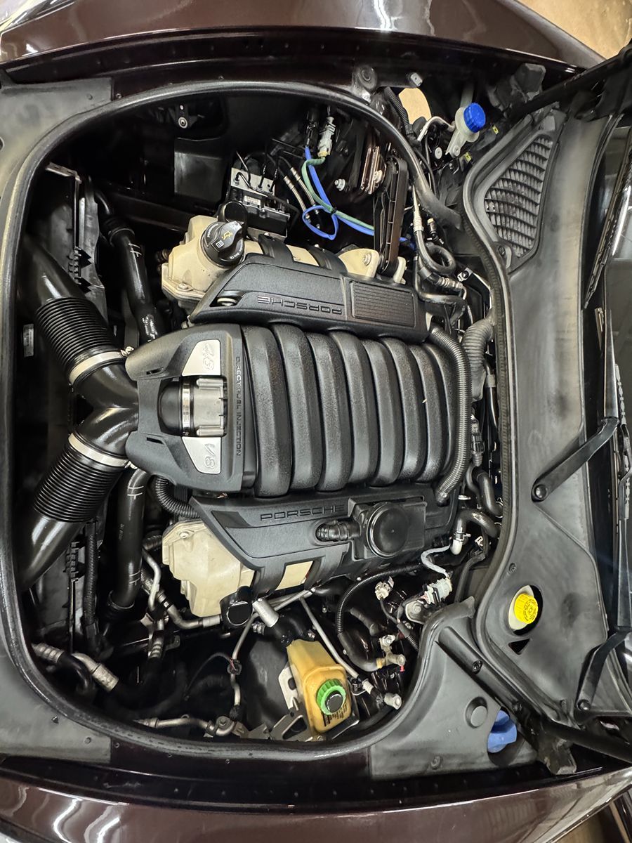 2010 Porsche Panamera S photo 41